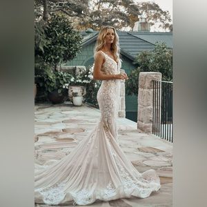 Blanche Bridal Wedding Gown